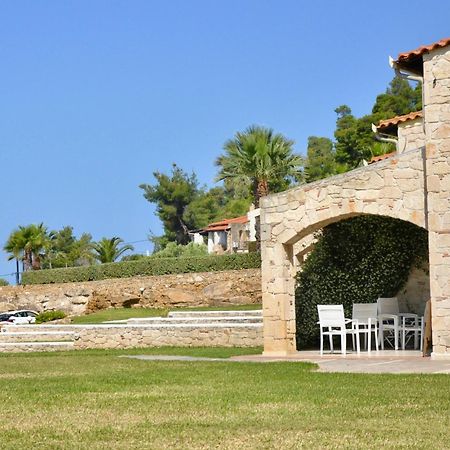 Stigmes Villas & Suites Неа-Скиони Экстерьер фото